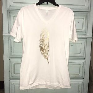 Gold feather graphic tee